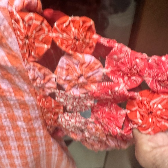 THMI SIZE MEDIUM. Gingham top with granny yo yo’s! - Picture 2 of 4